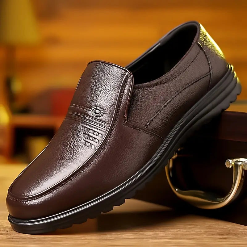 Chaussures mocassins en cuir de vachette souple et luxueux